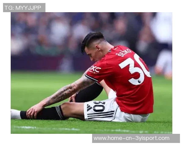 曼联前球员质疑球队引进舍什科的决策与适配性问题